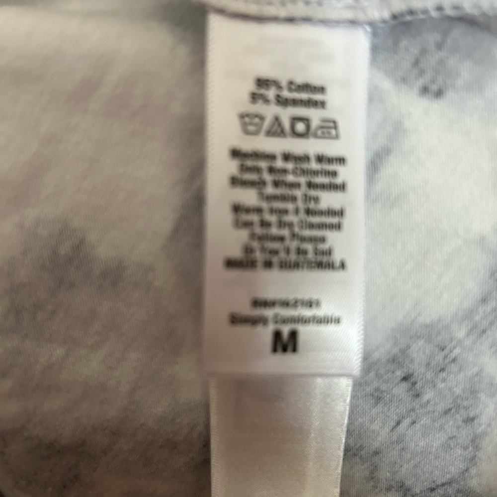 Lularoe Boxy T size medium- tie die - Picture 4 of 6